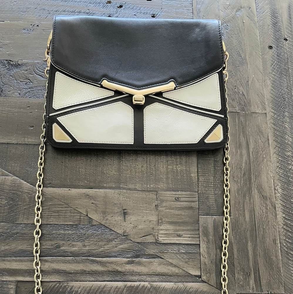 Bolkier black and white bag